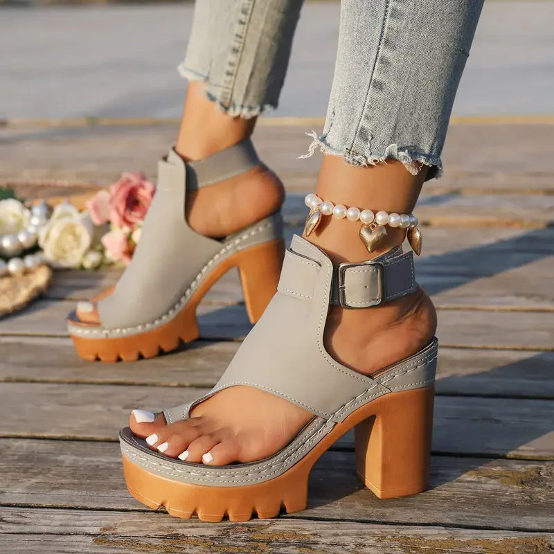 Brielle – Damen Bequeme Sandalen mit erhöhter Absatzhöhe und verstellbarer Passform - Image 15