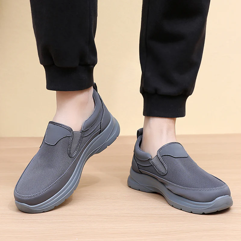 James – Atmungsaktive orthopädische Slip-On-Sneaker mit Massage-Einlegesohlen