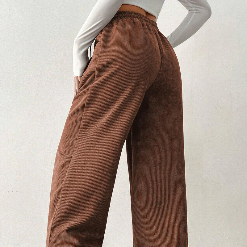 Mila — Cordhose mit weitem Bein und verstellbarem Bund - Image 12