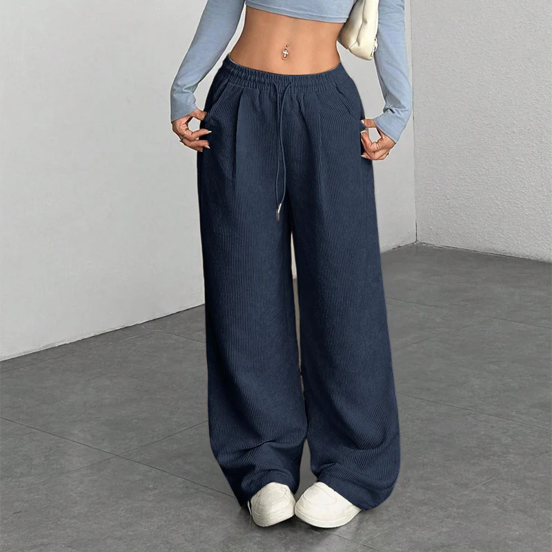 Mila — Cordhose mit weitem Bein und verstellbarem Bund - Image 3