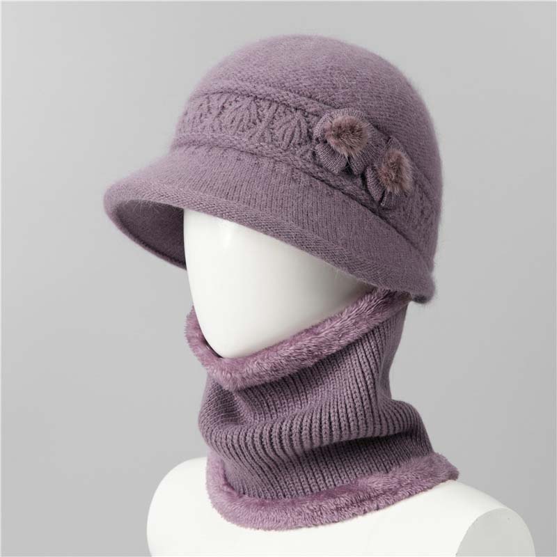 Sophia – Damen-Plüsch-Wintermütze mit Blumenakzenten - Image 15