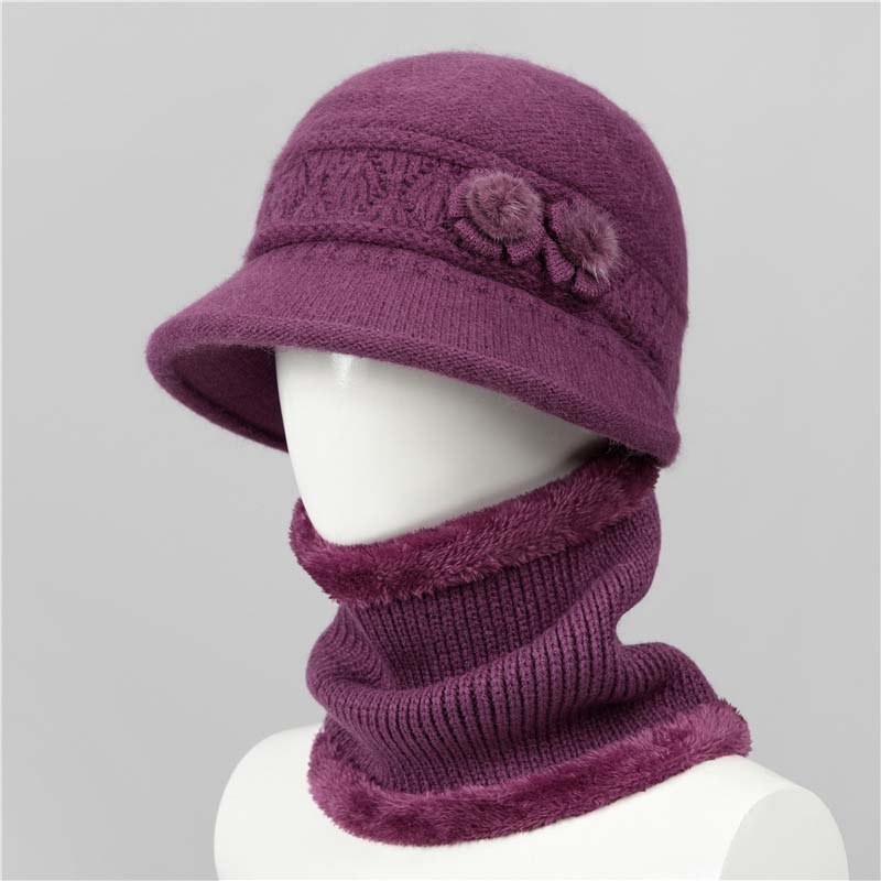 Sophia – Damen-Plüsch-Wintermütze mit Blumenakzenten - Image 18